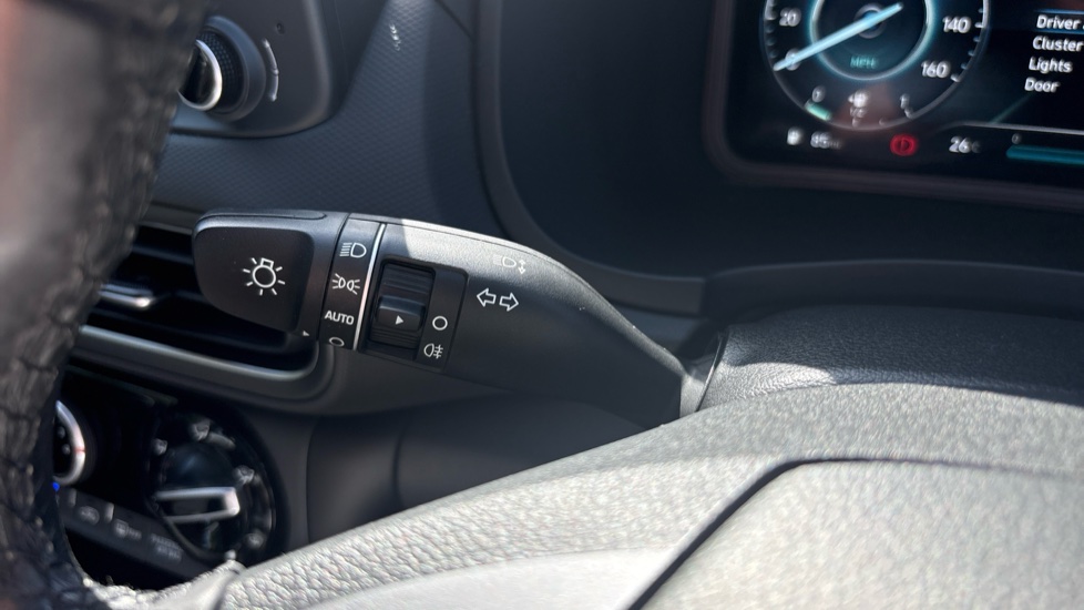 Hyundai KONA 1.0 TGDi 48V MHEV SE Connect 5dr Petrol Hatchback - Image 31