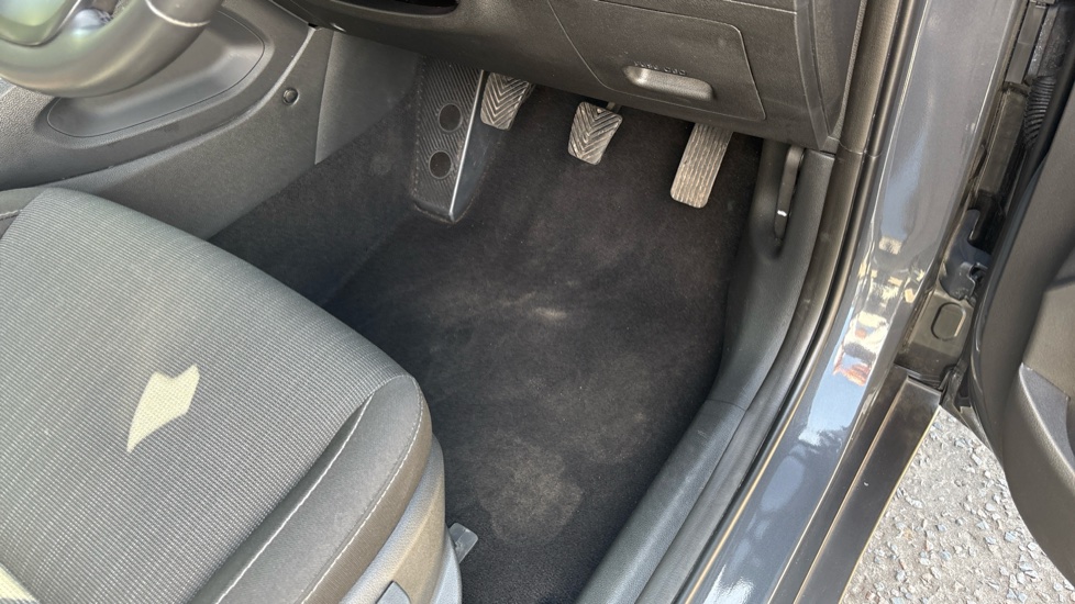 Hyundai KONA 1.0 TGDi 48V MHEV SE Connect 5dr Petrol Hatchback - Image 38