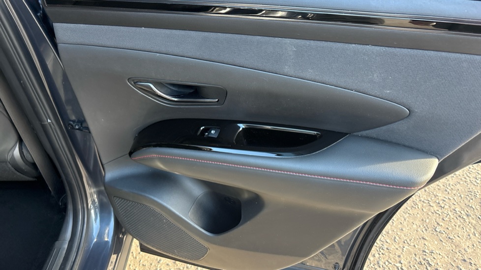 Hyundai TUCSON 1.6 TGDi Hybrid 230 N Line 5dr 2WD Auto Hybrid Estate - Image 43