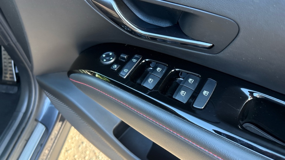 Hyundai TUCSON 1.6 TGDi Hybrid 230 N Line 5dr 2WD Auto Hybrid Estate - Image 48