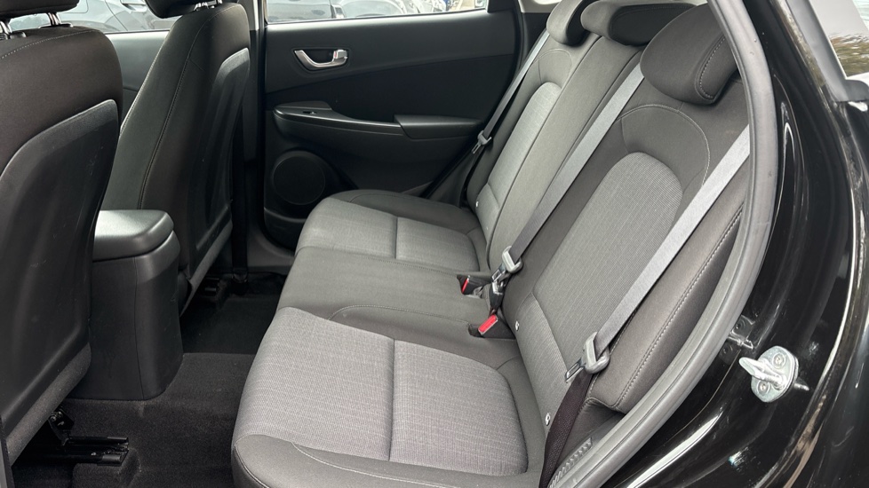 Hyundai KONA 1.0 TGDi 48V MHEV SE Connect 5dr Petrol Hatchback - Image 16