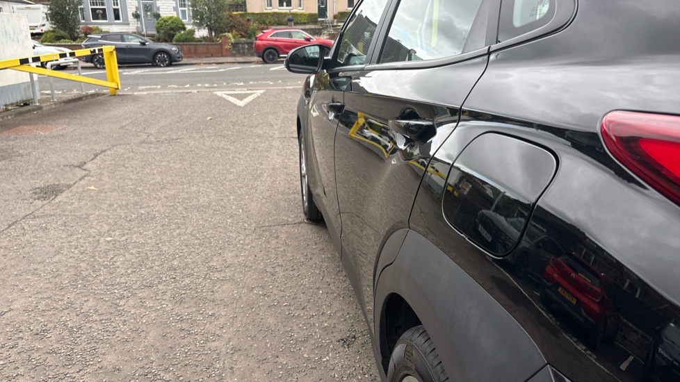 Hyundai KONA 1.0 TGDi 48V MHEV SE Connect 5dr Petrol Hatchback - Image 28