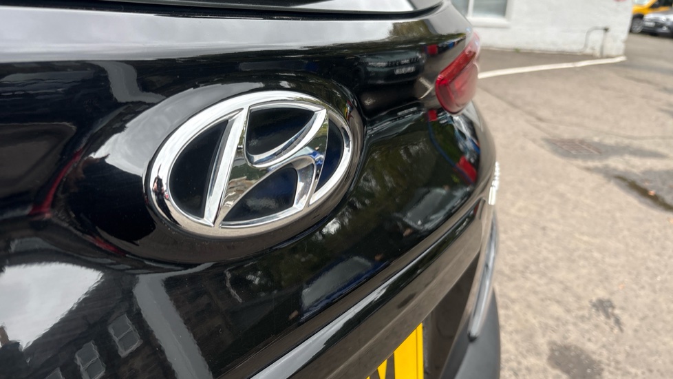 Hyundai KONA 1.0 TGDi 48V MHEV SE Connect 5dr Petrol Hatchback - Image 56