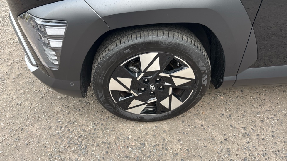 Hyundai KONA 1.6 Hybrid 138 Ultimate 5dr DCT Hybrid Hatchback - Image 25