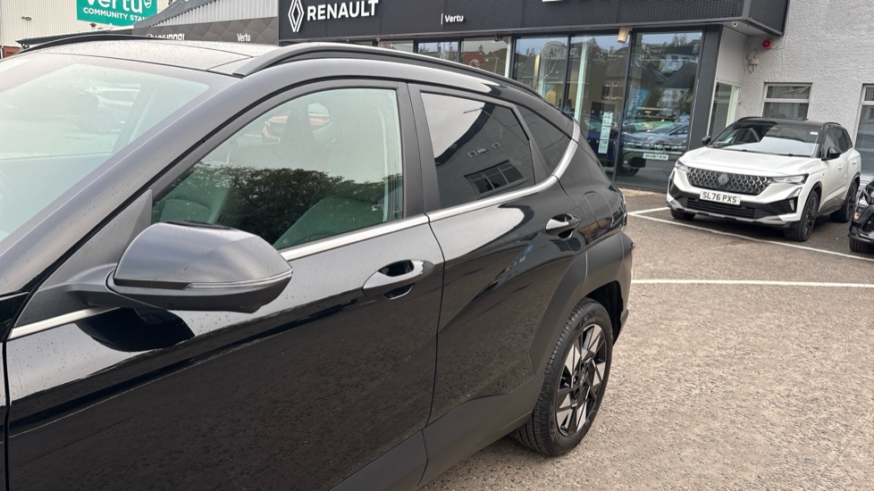 Hyundai KONA 1.6 Hybrid 138 Ultimate 5dr DCT Hybrid Hatchback - Image 26