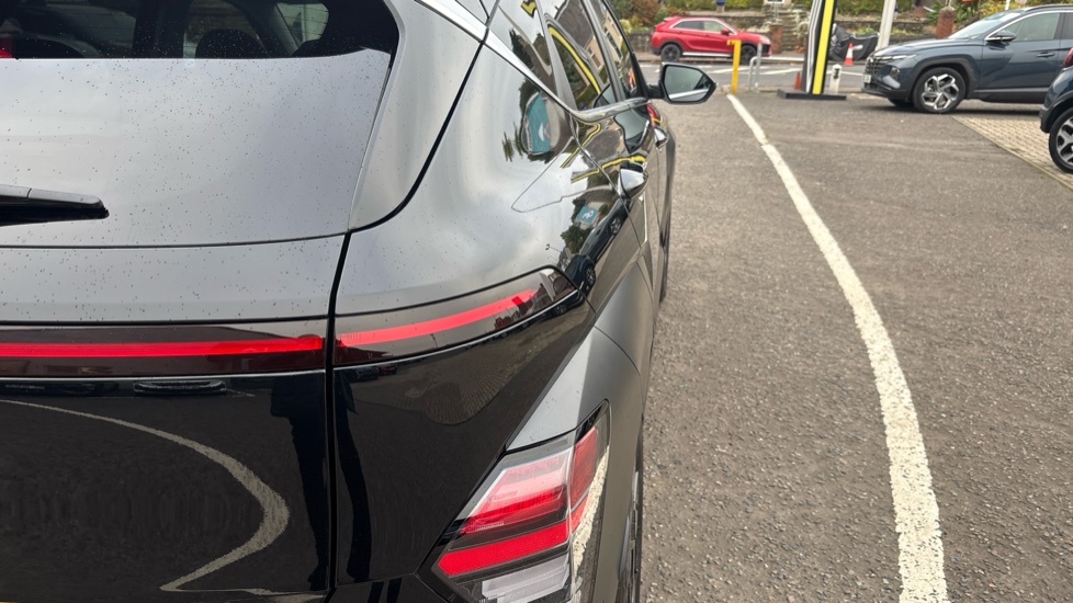 Hyundai KONA 1.6 Hybrid 138 Ultimate 5dr DCT Hybrid Hatchback - Image 34
