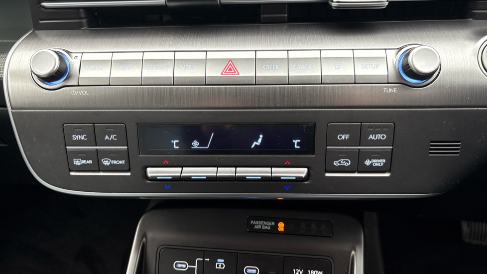 Hyundai KONA 1.6 Hybrid 138 Ultimate 5dr DCT Hybrid Hatchback - Image 44