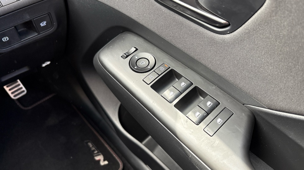 Hyundai KONA 1.6T 138 N Line 5dr Petrol Hatchback - Image 17