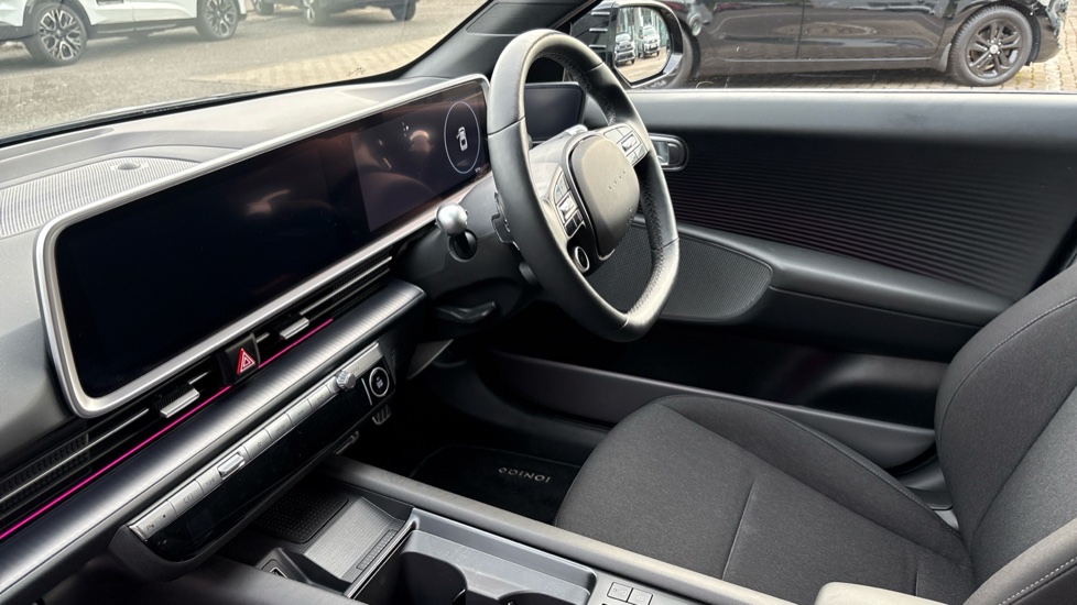 Hyundai IONIQ 6 168kW Premium 77kWh 4dr Auto Electric Saloon - Image 9