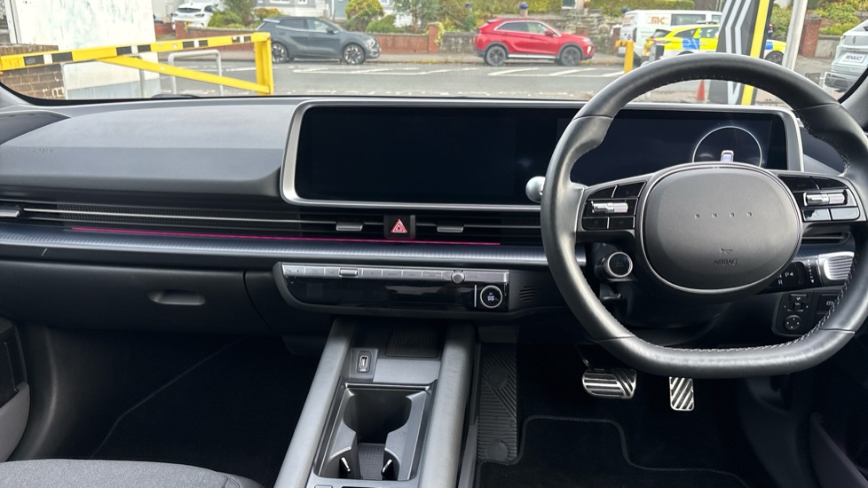 Hyundai IONIQ 6 168kW Premium 77kWh 4dr Auto Electric Saloon - Image 10
