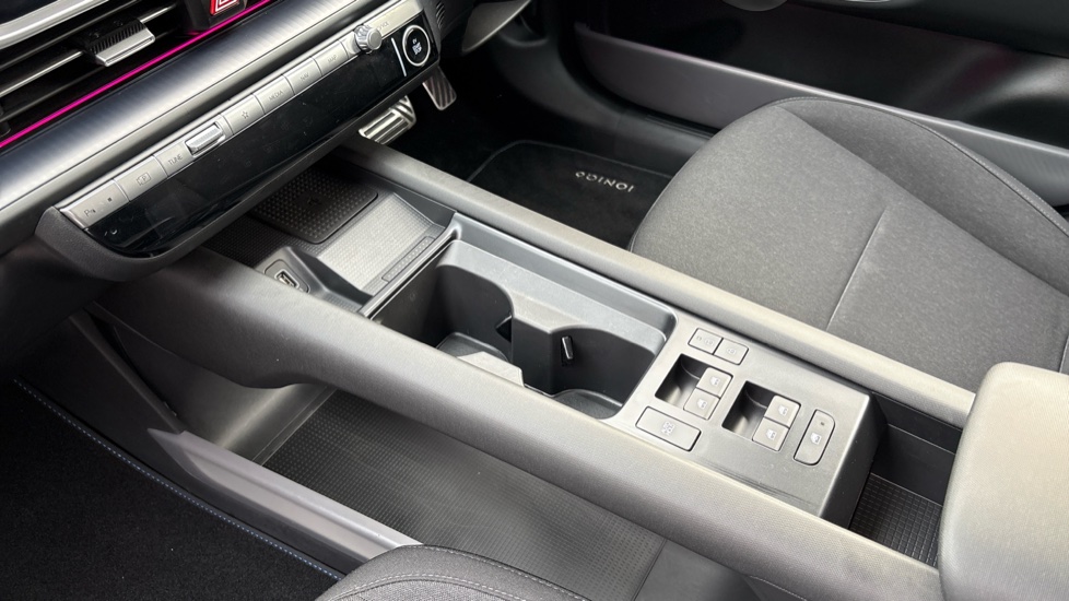 Hyundai IONIQ 6 168kW Premium 77kWh 4dr Auto Electric Saloon - Image 13
