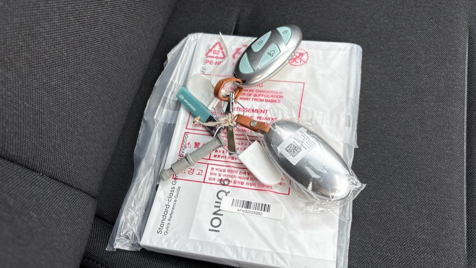 Hyundai IONIQ 6 168kW Premium 77kWh 4dr Auto Electric Saloon - Image 19