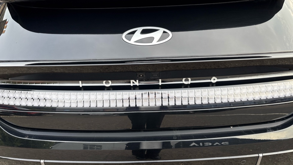 Hyundai IONIQ 6 168kW Premium 77kWh 4dr Auto Electric Saloon - Image 32
