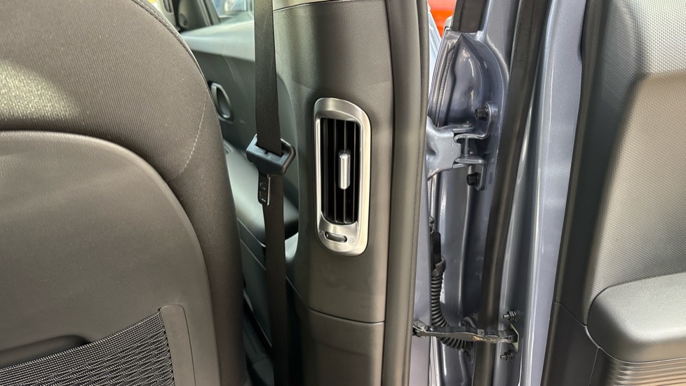 Hyundai IONIQ 5 125kW Advance 63 kWh 5dr Auto Electric Hatchback - Image 43