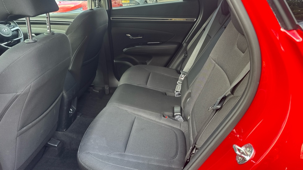 Hyundai TUCSON 1.6 TGDi SE Connect 5dr 2WD Petrol Estate - Image 16