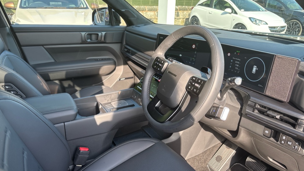 Hyundai SANTA FE 1.6 TGDi 288 PHEV Calligraphy 5dr 4WD Auto [6 St] Estate - Image 11