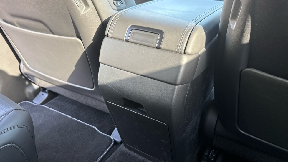 Hyundai SANTA FE 1.6 TGDi 288 PHEV Calligraphy 5dr 4WD Auto [6 St] Estate - Image 34
