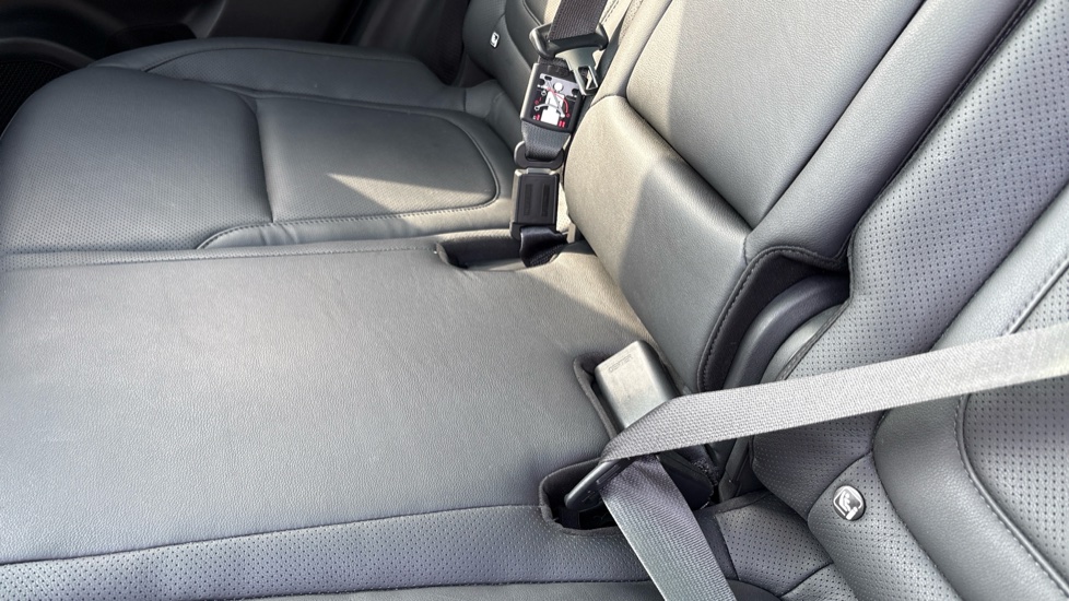 Hyundai TUCSON 1.6 TGDi Hybrid 230 Ultimate 5dr 2WD Auto Hybrid Estate - Image 17