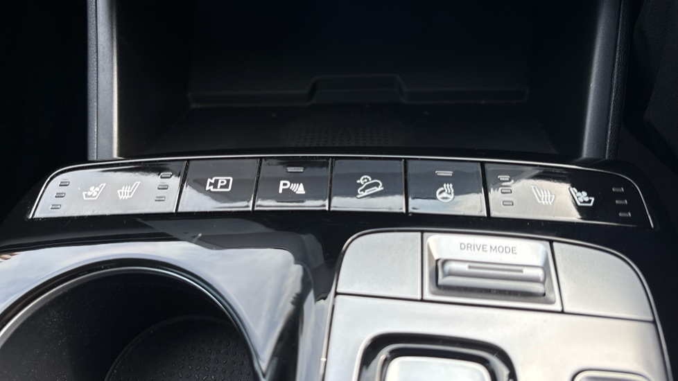 Hyundai TUCSON 1.6 TGDi Hybrid 230 Ultimate 5dr 2WD Auto Hybrid Estate - Image 35