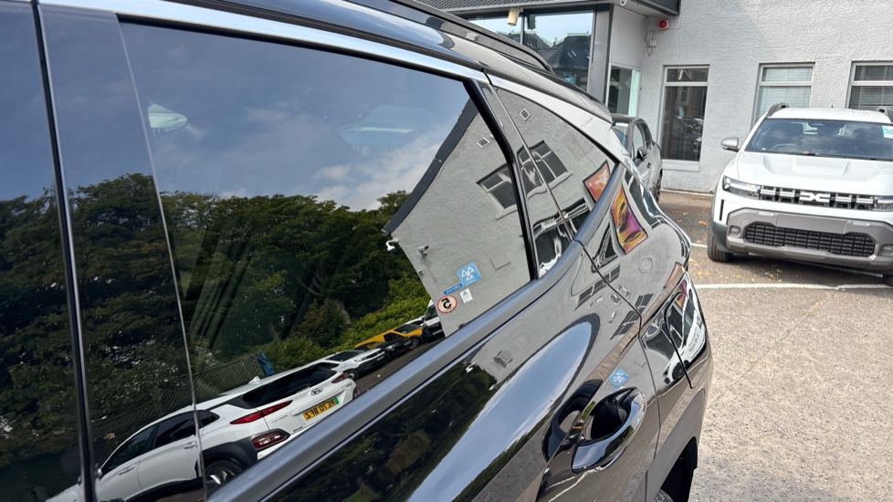 Hyundai TUCSON 1.6 TGDi Hybrid 230 Ultimate 5dr 2WD Auto Hybrid Estate - Image 51