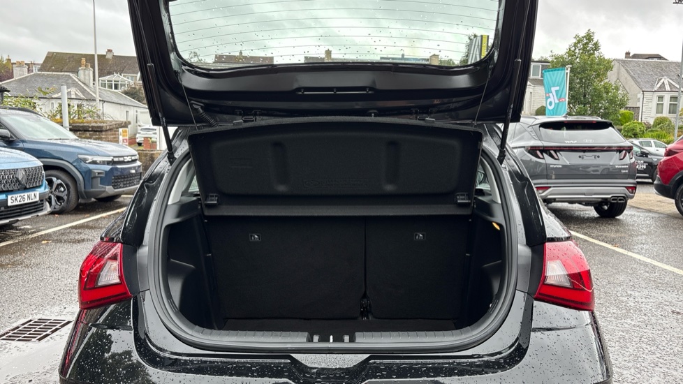 Hyundai i20 1.0T GDi Advance 5dr DCT Petrol Hatchback - Image 4