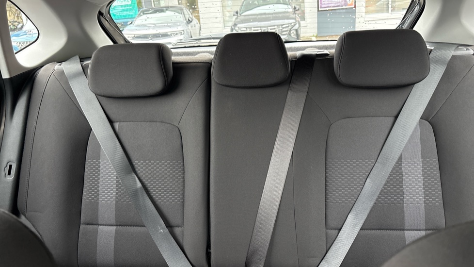 Hyundai i20 1.0T GDi Advance 5dr DCT Petrol Hatchback - Image 15