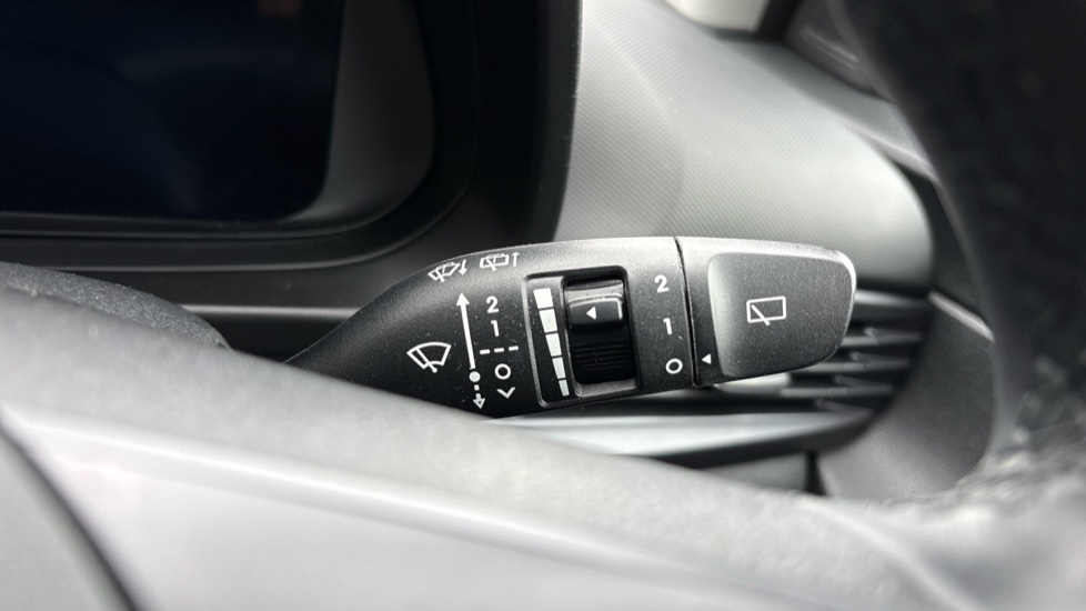 Hyundai i20 1.0T GDi Advance 5dr DCT Petrol Hatchback - Image 63