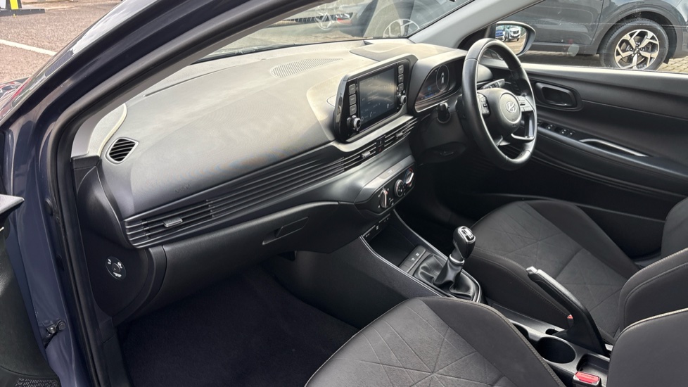 Hyundai BAYON 1.0 TGDi 48V MHEV SE Connect 5dr Petrol Hatchback - Image 9