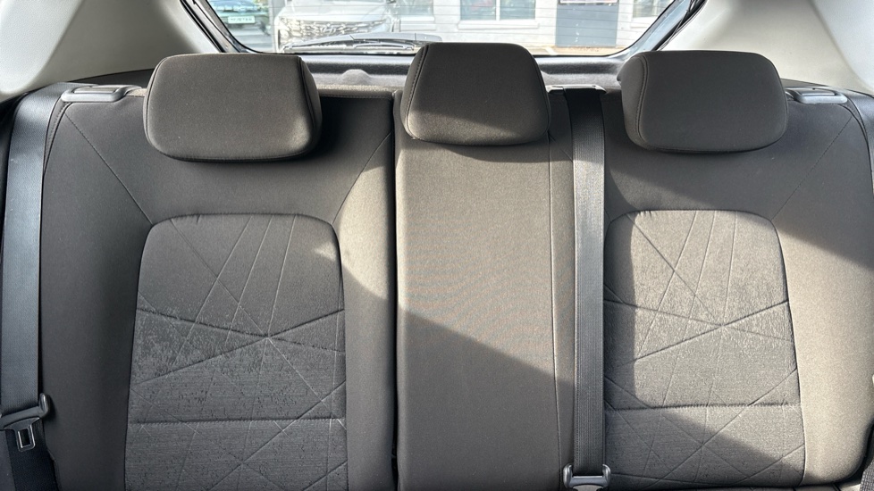 Hyundai BAYON 1.0 TGDi 48V MHEV SE Connect 5dr Petrol Hatchback - Image 15