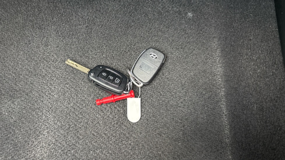 Hyundai BAYON 1.0 TGDi 48V MHEV SE Connect 5dr Petrol Hatchback - Image 20