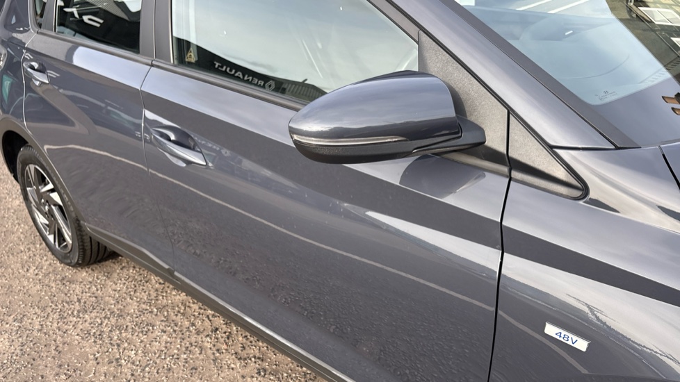 Hyundai BAYON 1.0 TGDi 48V MHEV SE Connect 5dr Petrol Hatchback - Image 23