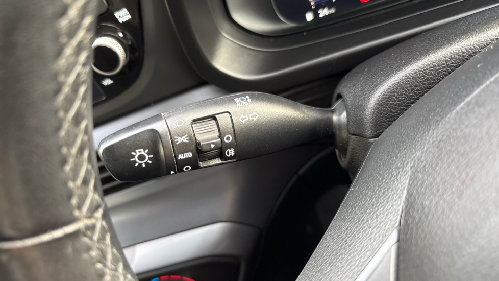 Hyundai BAYON 1.0 TGDi 48V MHEV SE Connect 5dr Petrol Hatchback - Image 56