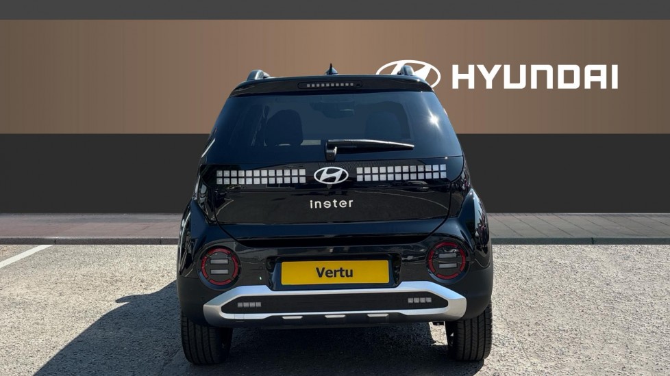 Hyundai INSTER 85kW 02 49kWh 5dr Auto Electric Hatchback - Image 6