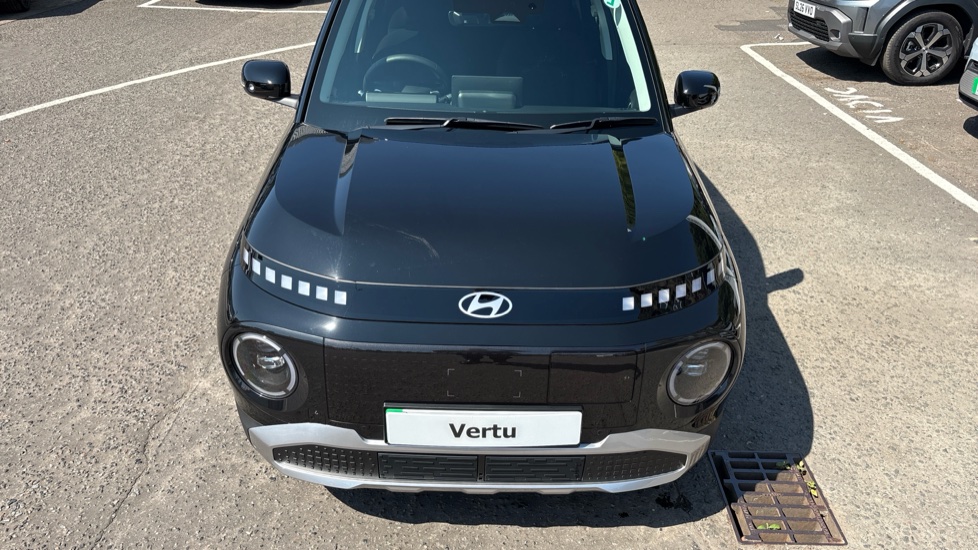 Hyundai INSTER 85kW 02 49kWh 5dr Auto Electric Hatchback - Image 8