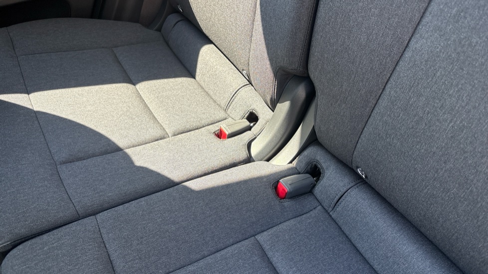 Hyundai INSTER 85kW 02 49kWh 5dr Auto Electric Hatchback - Image 17