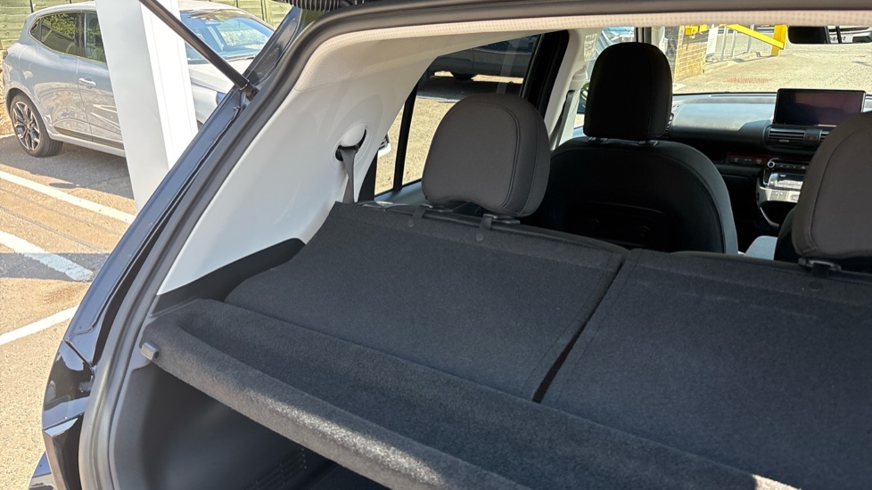 Hyundai INSTER 85kW 02 49kWh 5dr Auto Electric Hatchback - Image 39