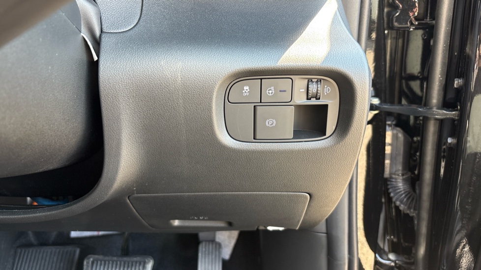 Hyundai INSTER 85kW 02 49kWh 5dr Auto Electric Hatchback - Image 53