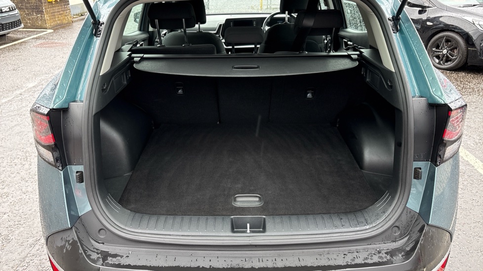 Kia Sportage 1.6T GDi ISG 2 5dr Petrol Estate - Image 4