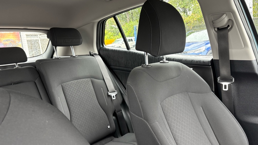 Kia Sportage 1.6T GDi ISG 2 5dr Petrol Estate - Image 51
