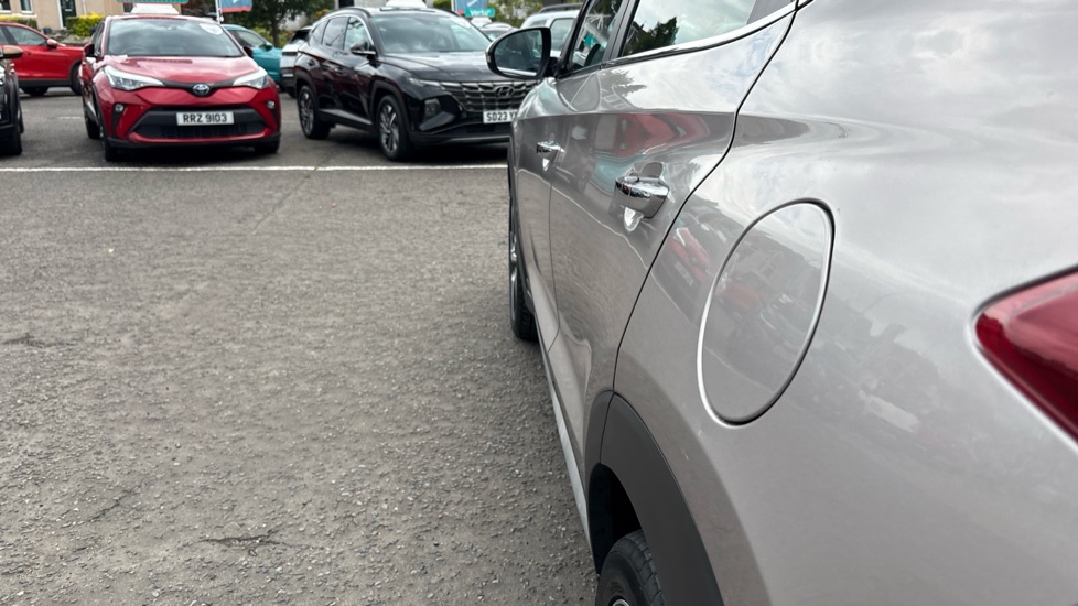 Hyundai TUCSON 1.7 CRDi Blue Drive Premium SE 5dr 2WD DCT Diesel Estate - Image 24