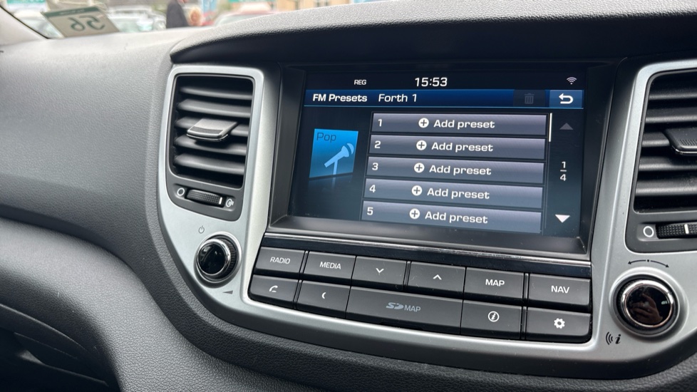 Hyundai TUCSON 1.7 CRDi Blue Drive Premium SE 5dr 2WD DCT Diesel Estate - Image 46