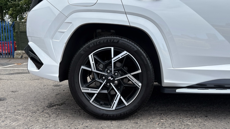 Hyundai TUCSON 1.6T Plug-in Hybrid N Line 5dr Auto Estate - Image 7