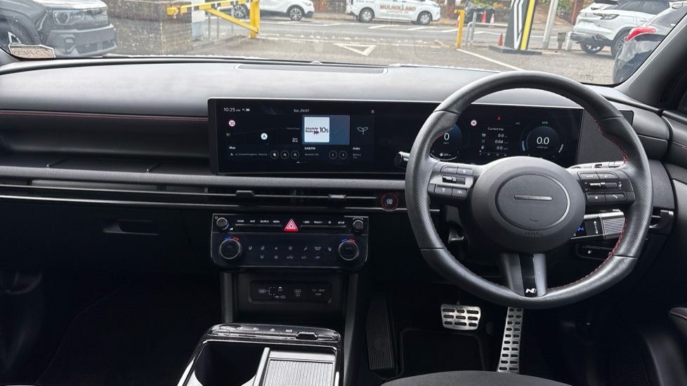 Hyundai TUCSON 1.6T Plug-in Hybrid N Line 5dr Auto Estate - Image 10