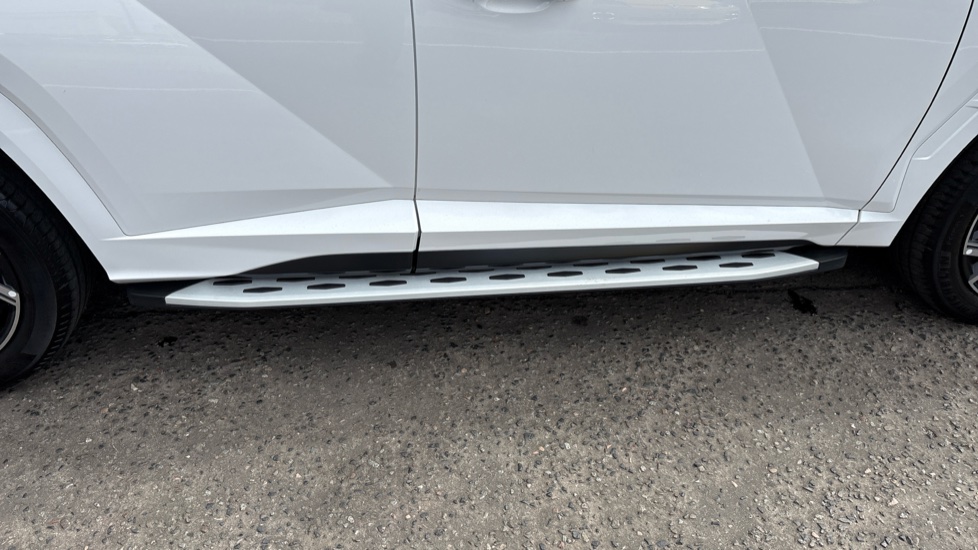 Hyundai TUCSON 1.6T Plug-in Hybrid N Line 5dr Auto Estate - Image 40
