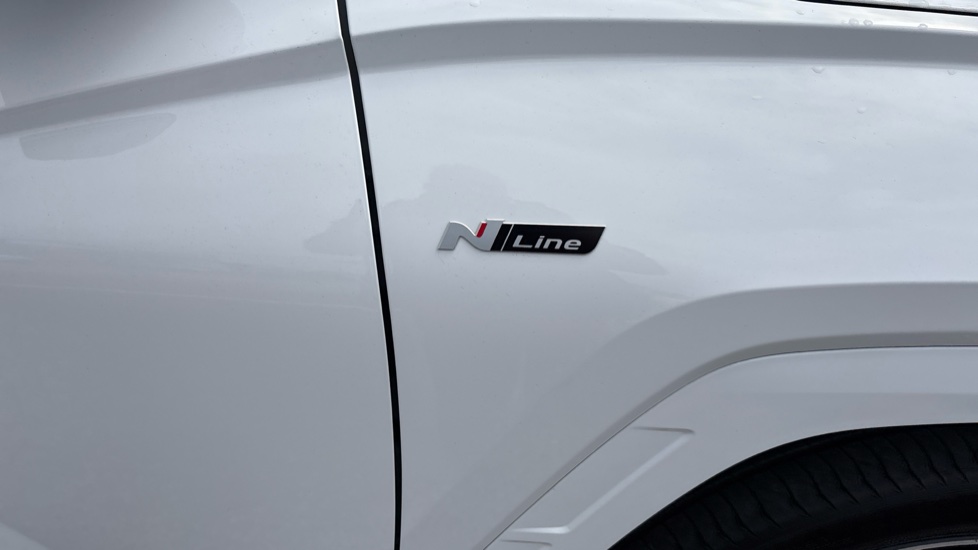 Hyundai TUCSON 1.6T Plug-in Hybrid N Line 5dr Auto Estate - Image 41