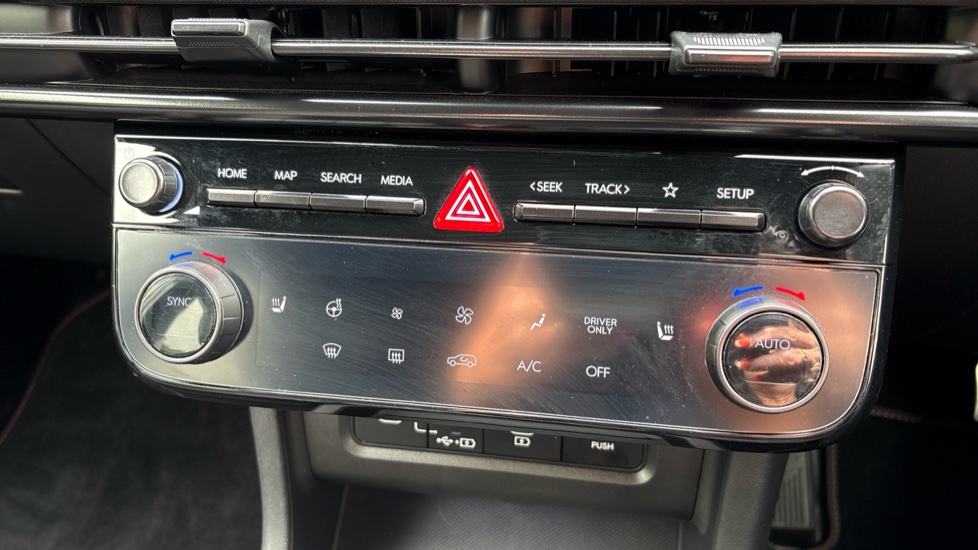 Hyundai TUCSON 1.6T Plug-in Hybrid N Line 5dr Auto Estate - Image 53