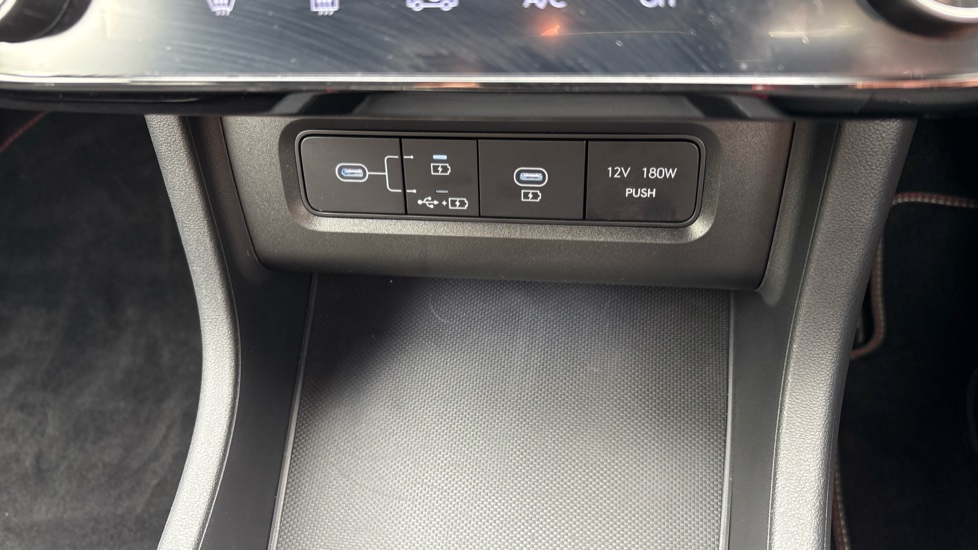 Hyundai TUCSON 1.6T Plug-in Hybrid N Line 5dr Auto Estate - Image 54