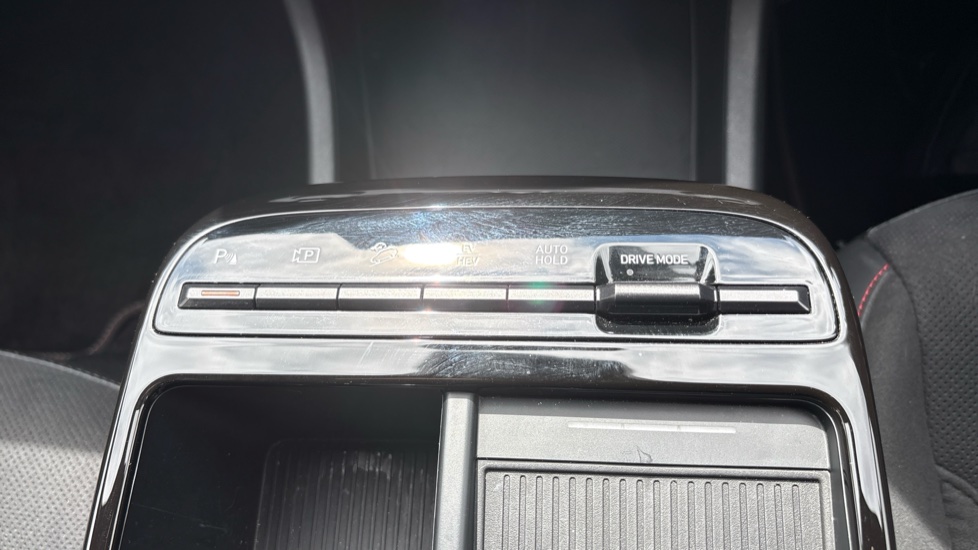 Hyundai TUCSON 1.6T Plug-in Hybrid N Line 5dr Auto Estate - Image 55