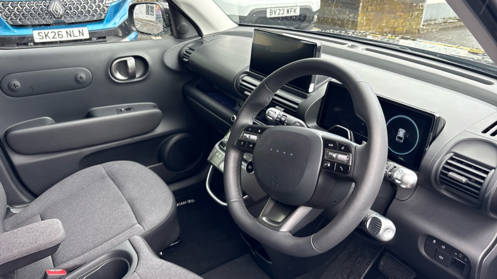Hyundai INSTER 85kW 02 49kWh 5dr Auto Electric Hatchback - Image 11