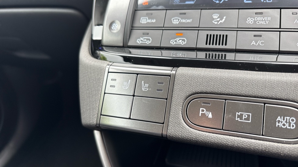Hyundai INSTER 85kW 02 49kWh 5dr Auto Electric Hatchback - Image 41